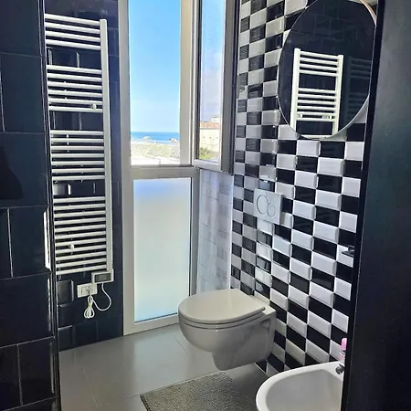 Risveglio Sul Mare - Two-room Facing The Apartment