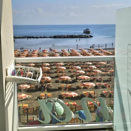 Risveglio Sul Mare - Two-room Facing The Apartment